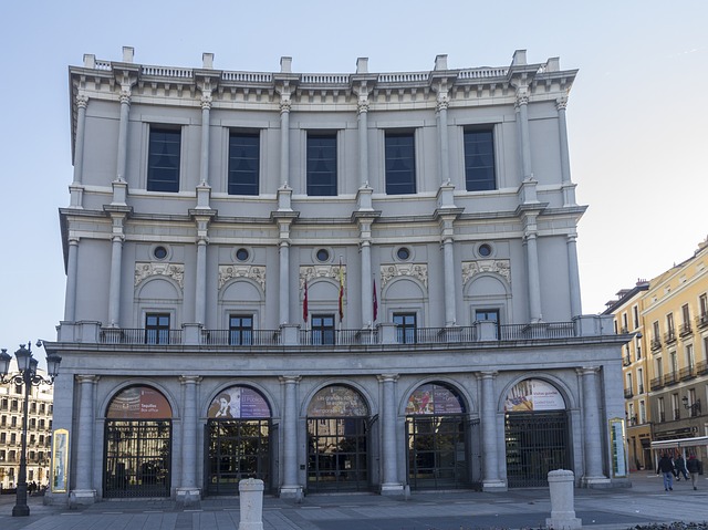 Teatro Real de Madrid, uno de los lugares que visitar