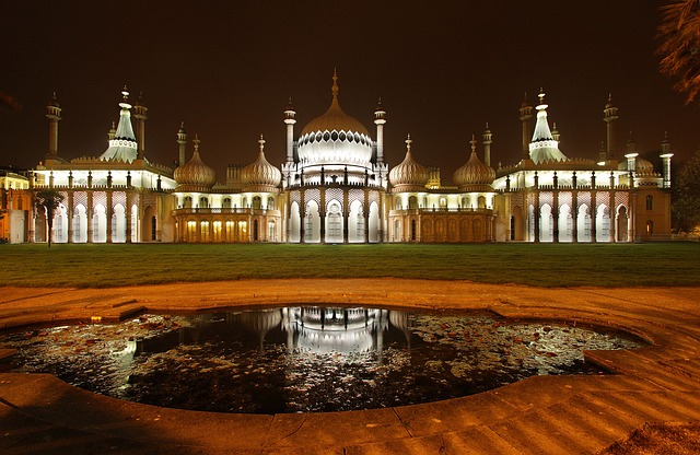 Royal Pavilion de noche