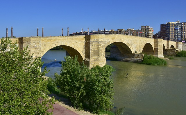 Puente de Piedra Zaragoza