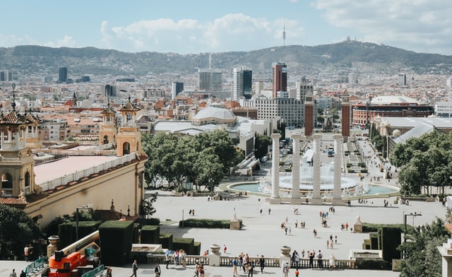 Vistas de Barcelona desde el Museo Nacional de Arte de Cataluña, una parada de la ruta Barcelona en un día.