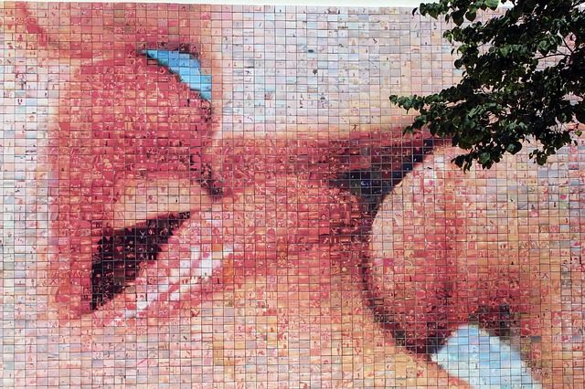 Mural del Beso en Barcelona