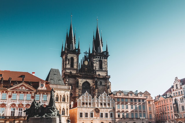 La Iglesia de Nuestra Señora del Týn, uno de los lugares que visitar en Praga
